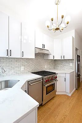 1st image of 988 Willoughby Ave Floor 2