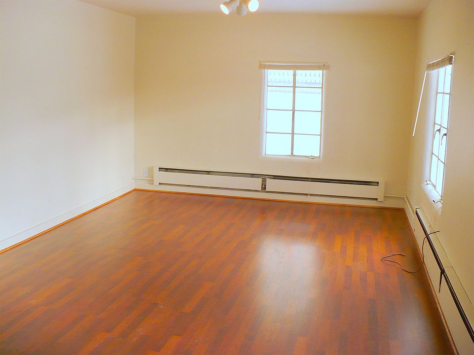 1st view living room