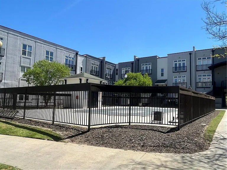 502 Pryor St SW #317 — Photo 18