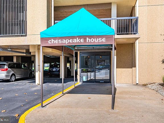 3rd image of 609 Chesapeake House Rd