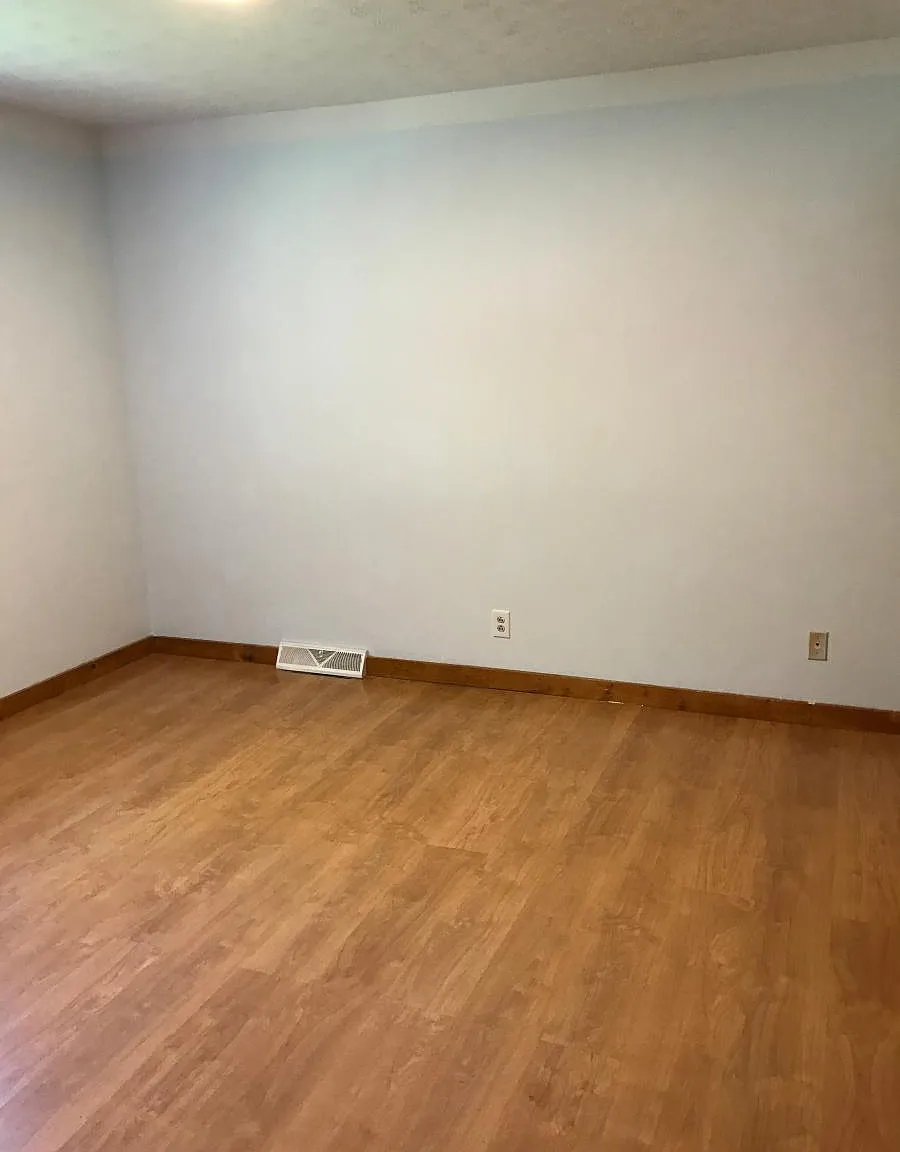 2 bed, 1200 sqft, $1,200 — Photo 3