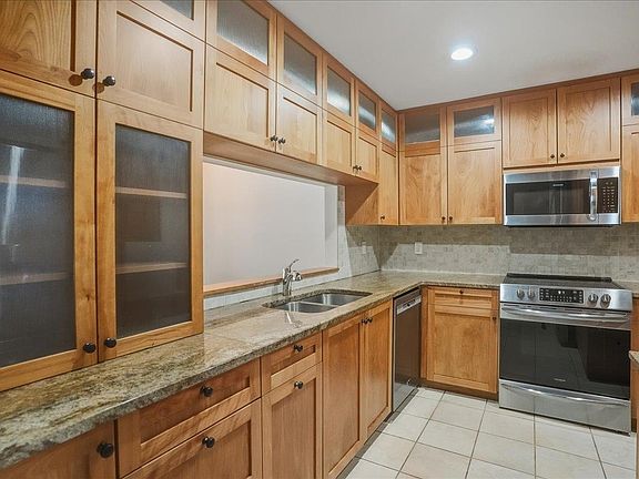 4th image of 102 South Beach Road