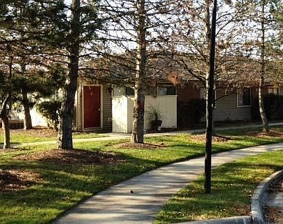 1st image of 606 Pebble Place Dr APT E