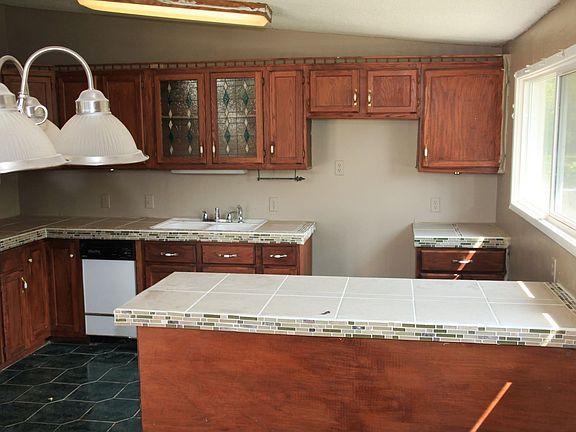 2nd image of 6436 Evergreen Blvd