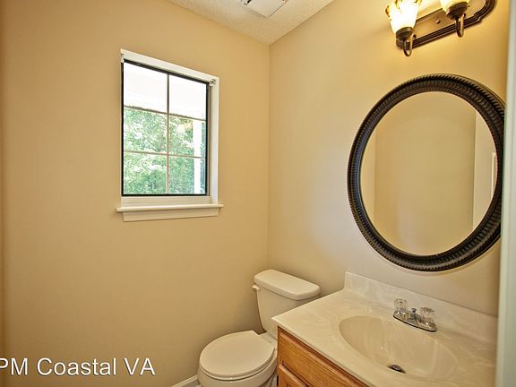 5th image of 475 Lees Mill Dr