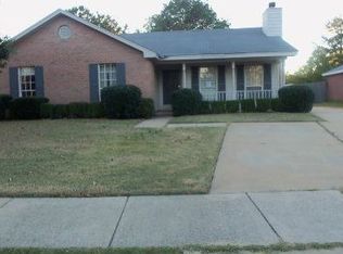 1313 Whisperwood Ct, Montgomery, AL 36117