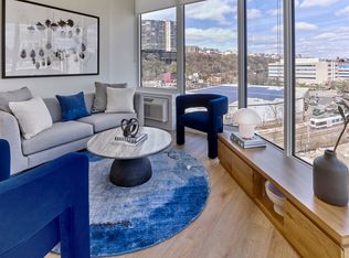 804 Harbor Blvd #310, Weehawken, NJ 07086