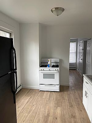 2nd image of 20-23 120th St #1L