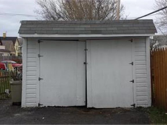 3rd image of 4373 W 28th St #1