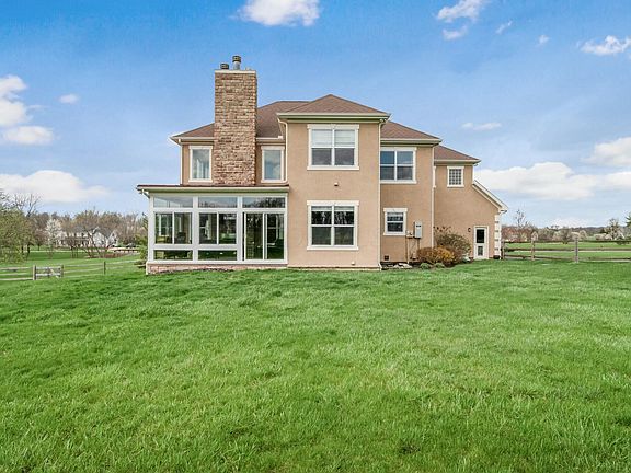 4th image of 16275 Riverbirch Dr