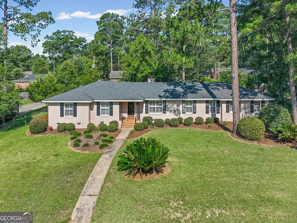 1st image of 1809 Green Valley Ln