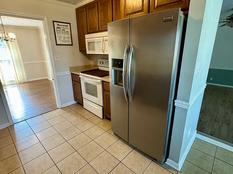 7562 Firethorn Dr — Photo 11