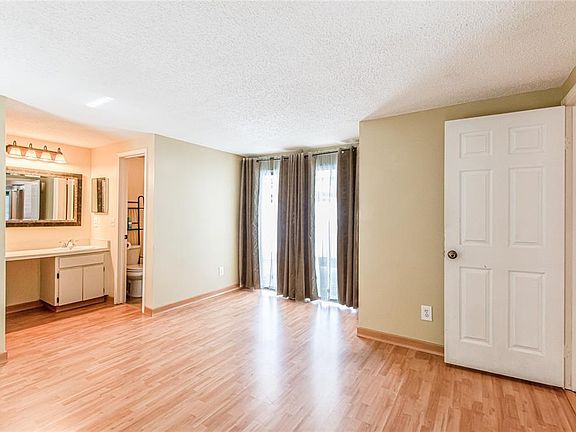 5th image of 9224 Balfern Ct