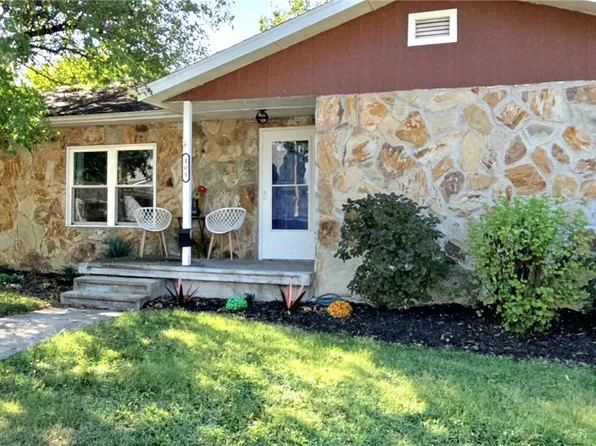 405 E Market Ave, Effingham, IL 62401