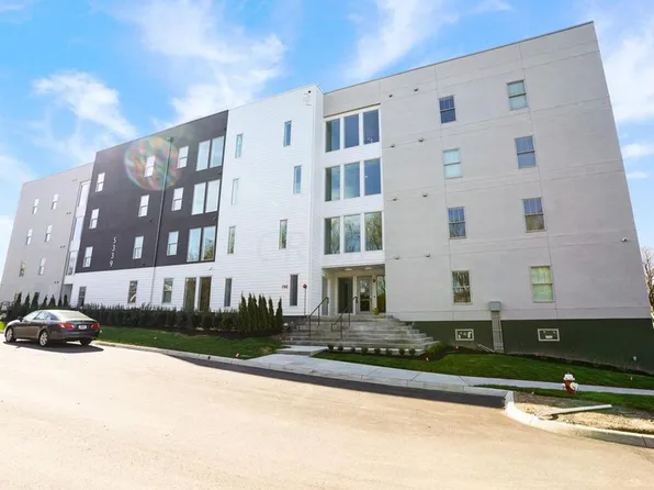 5339 Highpointe Lakes Dr #104, Westerville, OH 43081