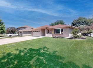 1000 Ryehill Dr, Joliet, IL 60431