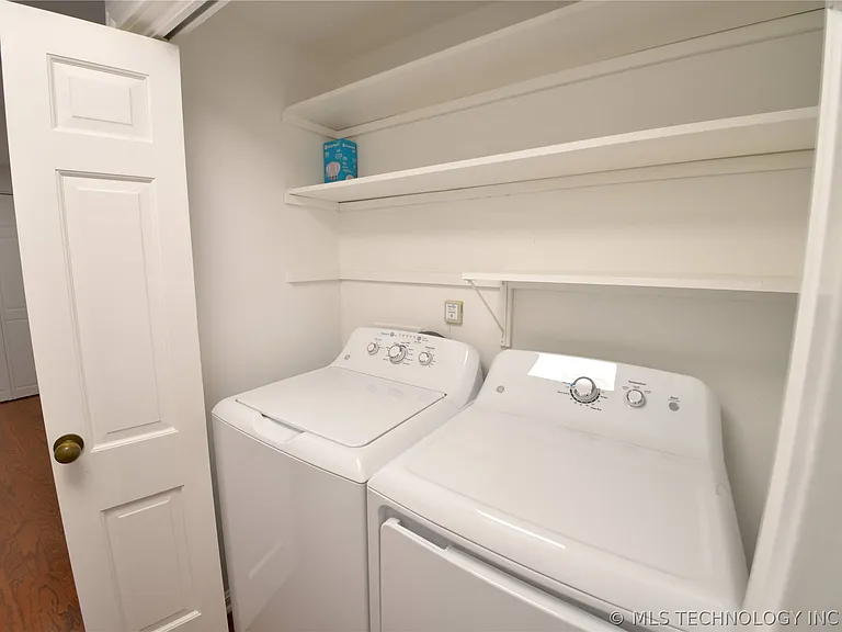 2121 S Yorktown Ave #602 — Photo 24