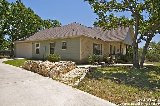 4th image of 445 OLD CAMP DR