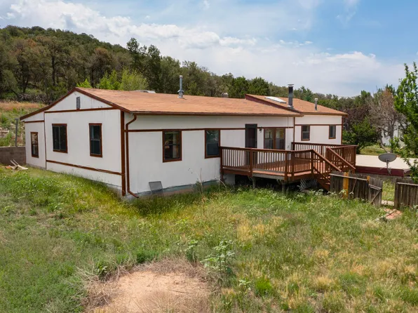 61 E Trl, Edgewood, NM 87015