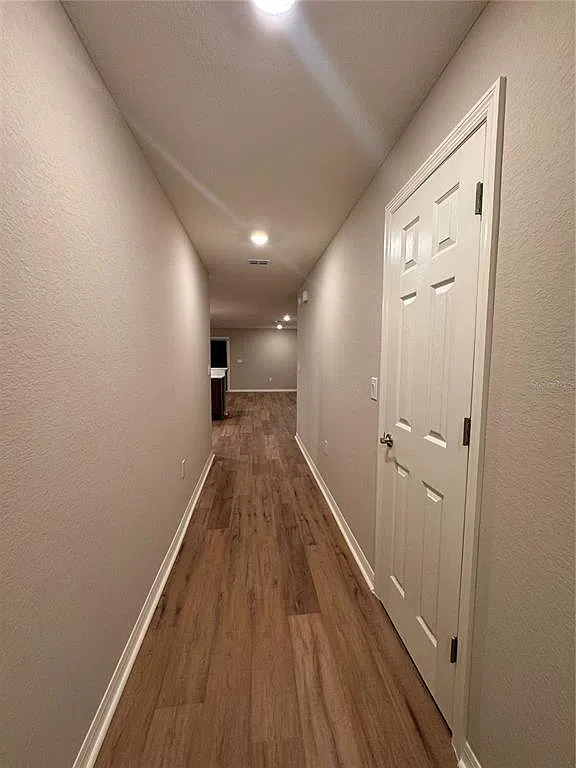 3 bed, 2.5 bath, 1753 sqft, $2,300 — Photo 2