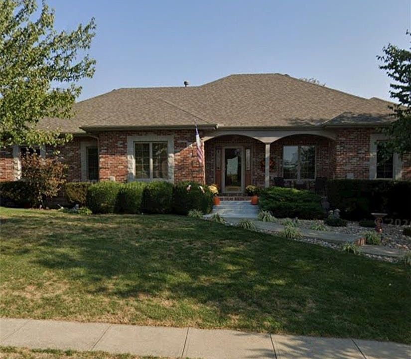 1st image of 602 Canyon Dr