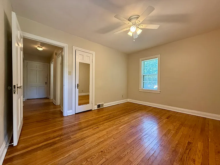 2525 Glenmary Ave #3 — Photo 21