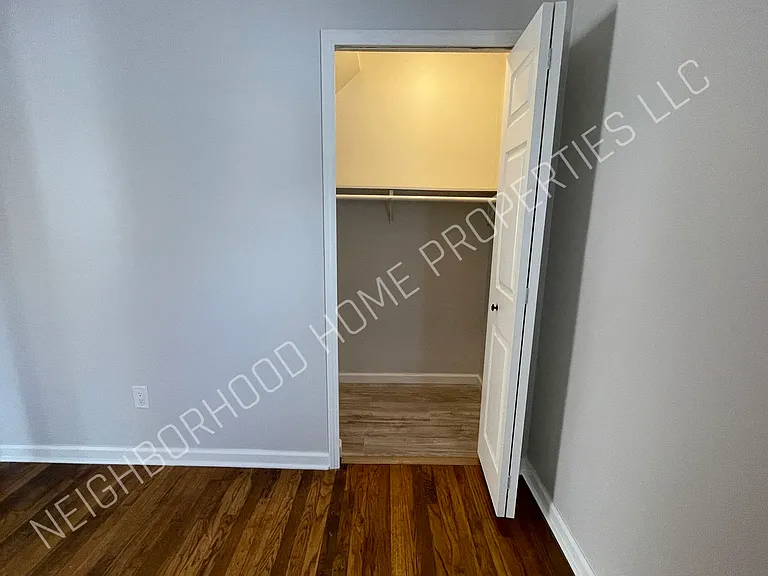 2450 Gerald Ave — Photo 15