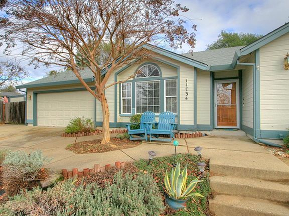 2nd image of 11734 Sherwood Way