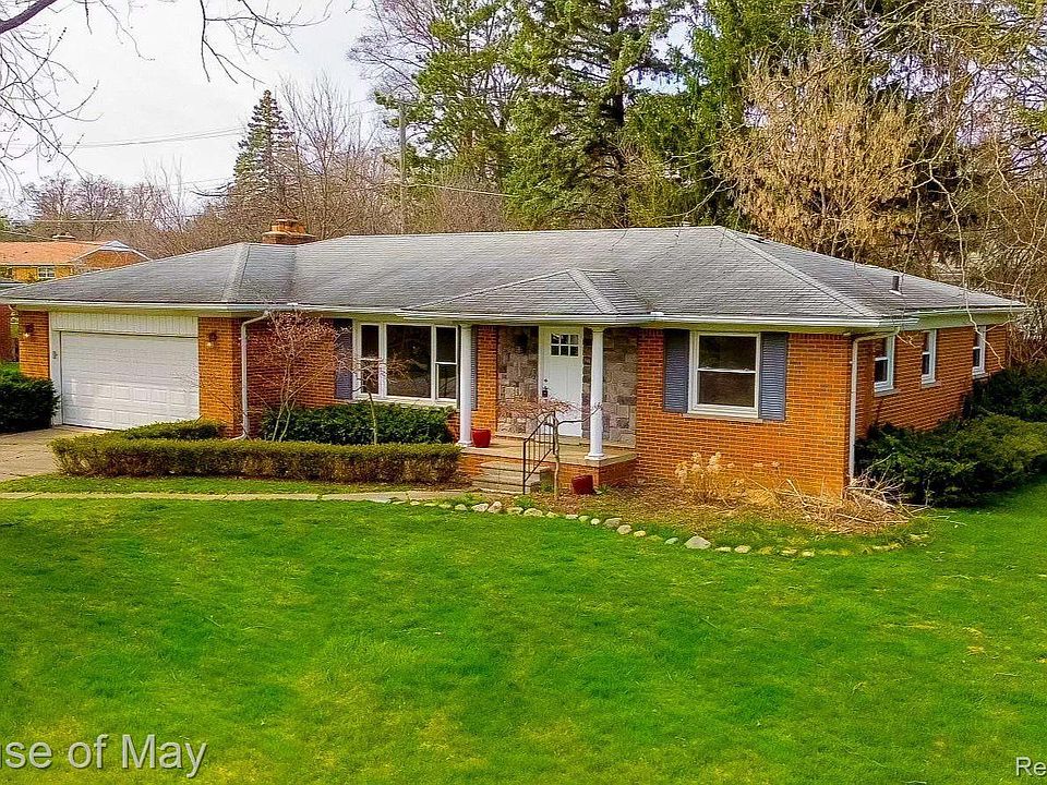 1st image of 141 Douglas Dr