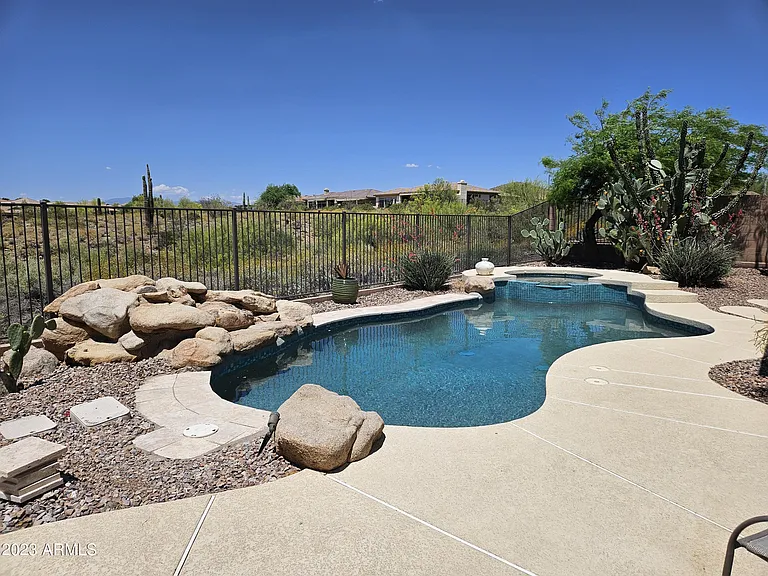42128 N Anthem Springs Rd — Photo 8
