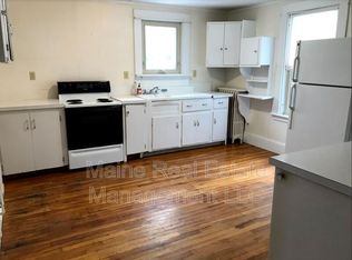 100 Main St APT 2, Orono, ME 04473