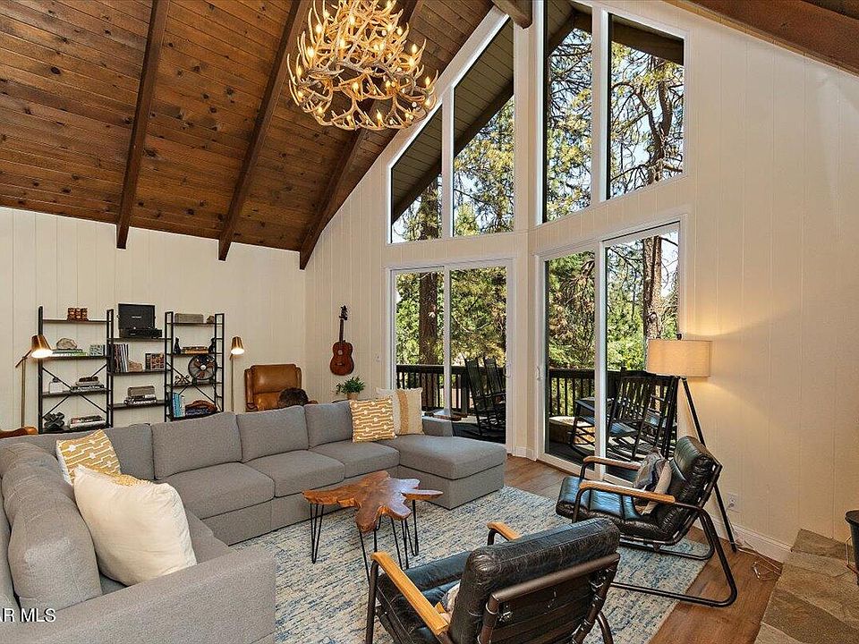 1st image of 27357 Cottonwood Ln