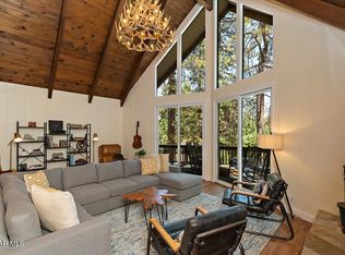 27357 Cottonwood Ln, Lake Arrowhead, CA 92352