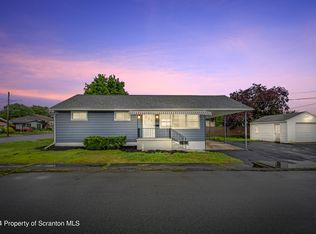 108 Carbon St, Old Forge, PA 18518