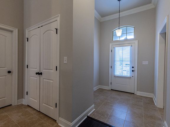 2nd image of 660 Turquoise Dr