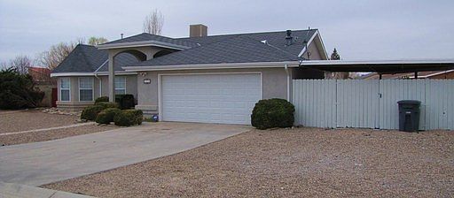 3rd image of 19 Ansley Dr