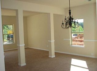 4865 Medlock Trail Ct, Snellville, GA 30039
