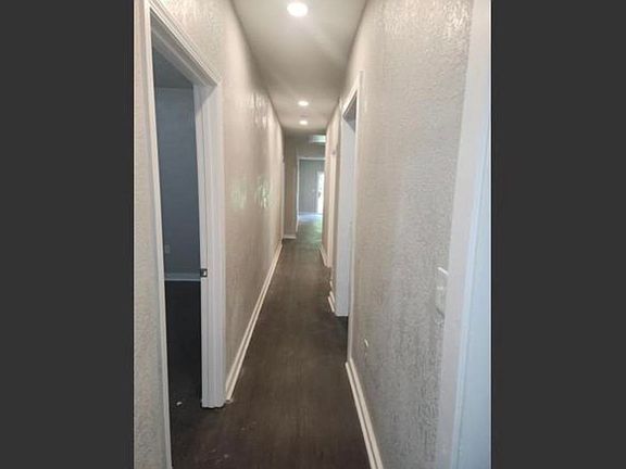 3rd image of 599 Huron Ave