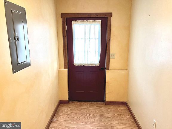 3rd image of 511 W Penn Ave #5