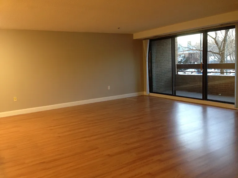 1101 Beacon St #22 — Photo 5
