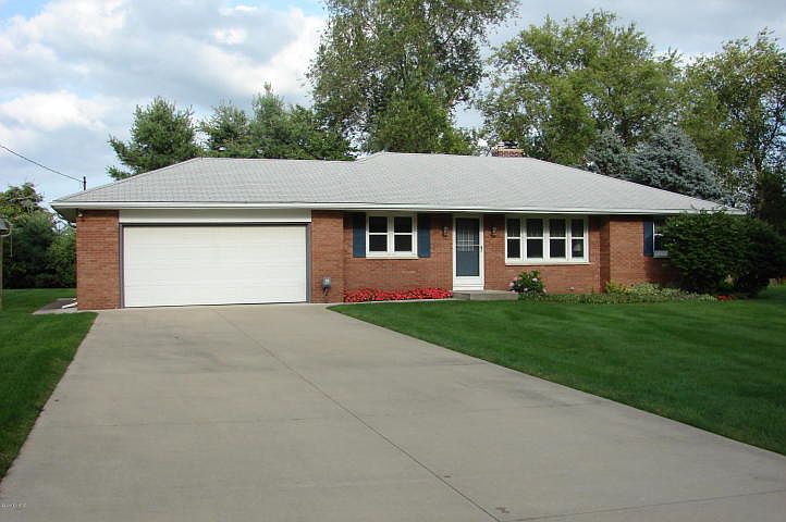 1st image of 7696 Foxwood St