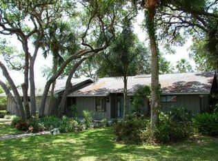 1325 Shady Ln, Merritt Island, FL 32952