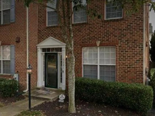 5201 Maries Retreat Dr, Bowie, MD 20720