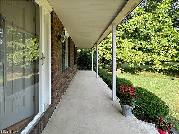 3rd image of 2652 Blake Rd