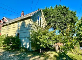 950 N 43rd St, Seattle, WA 98103