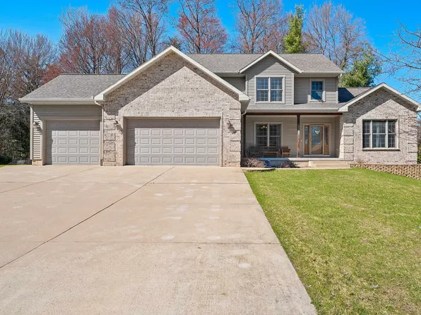 410 Hemlock St, Peshtigo, WI 54157