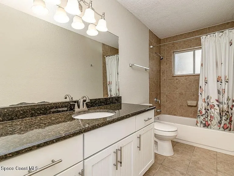 239 Glenwood Ave — Photo 17