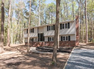 13300 Old Barn Ct, Midlothian, VA 23112