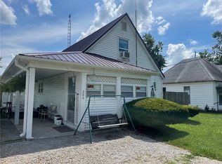 206 W Adams St, Toledo, IL 62468