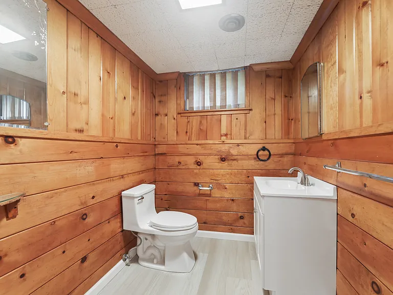 26 Glenwood Rd — Photo 42